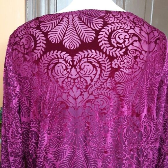 Roz & Ali Women's size 3X Velvet Top Blouse - Picture 12 of 12